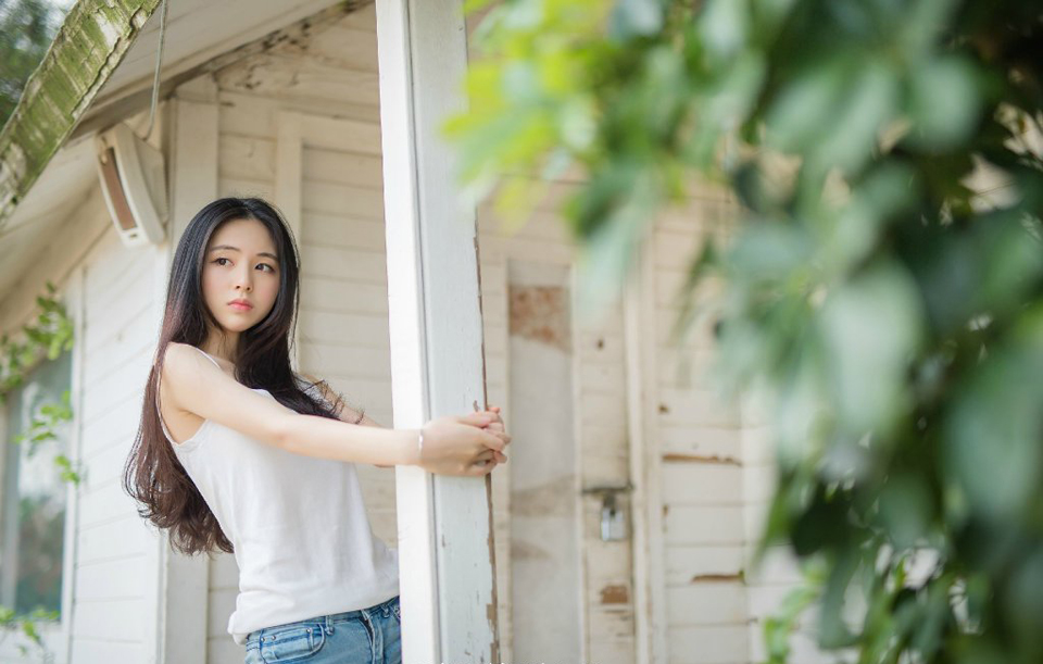 友谊，以互相尊重为基础的崇高美好的友谊，深切的同情，对别人的成就决不恶意嫉妒，对自己培养一种集体利益高于一切的意识。